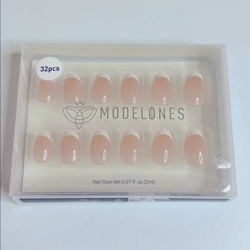 Modelones French Tip Super Short Oval Press-On Nails
